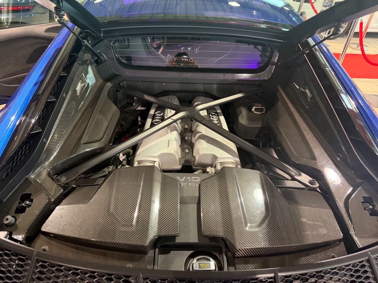 Audi R8 COUPE 5.2 FSI 19