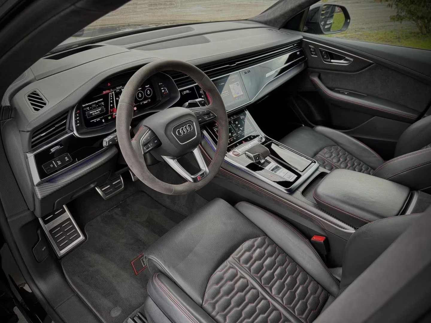 Audi RSQ8 4.0 TFSI RS 9