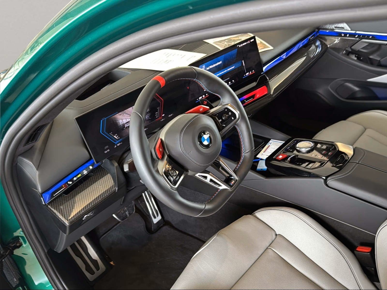BMW M5 Touring 4