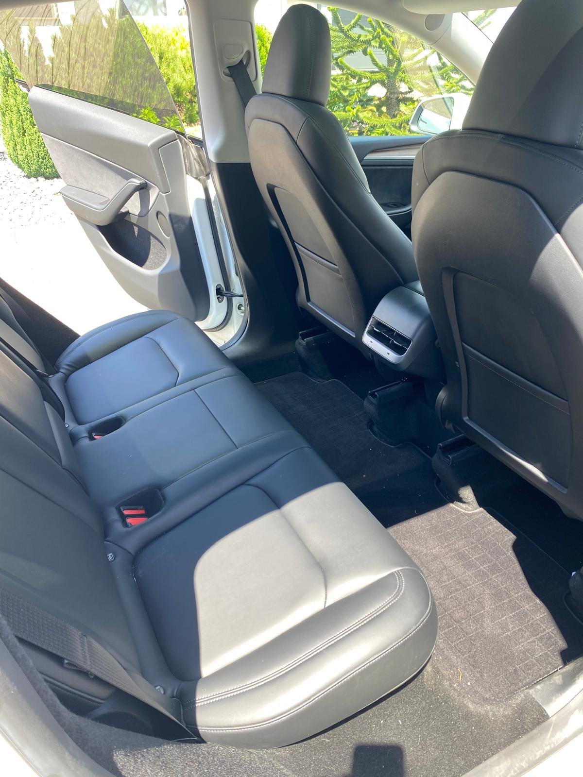 Tesla Model Y Performance Dual 9