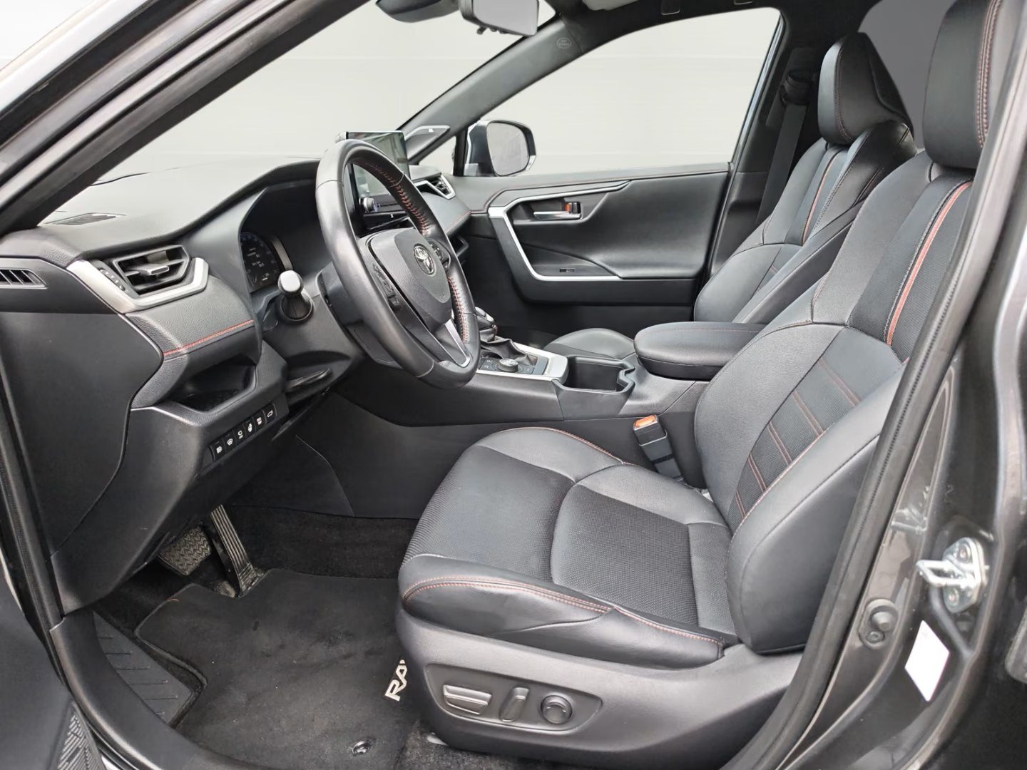 Toyota RAV 4 2.5 Plug-in Hybrid 4x4 10